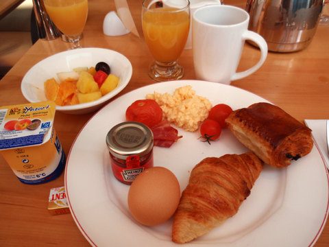 Luxembourg12(Breakfast).jpg